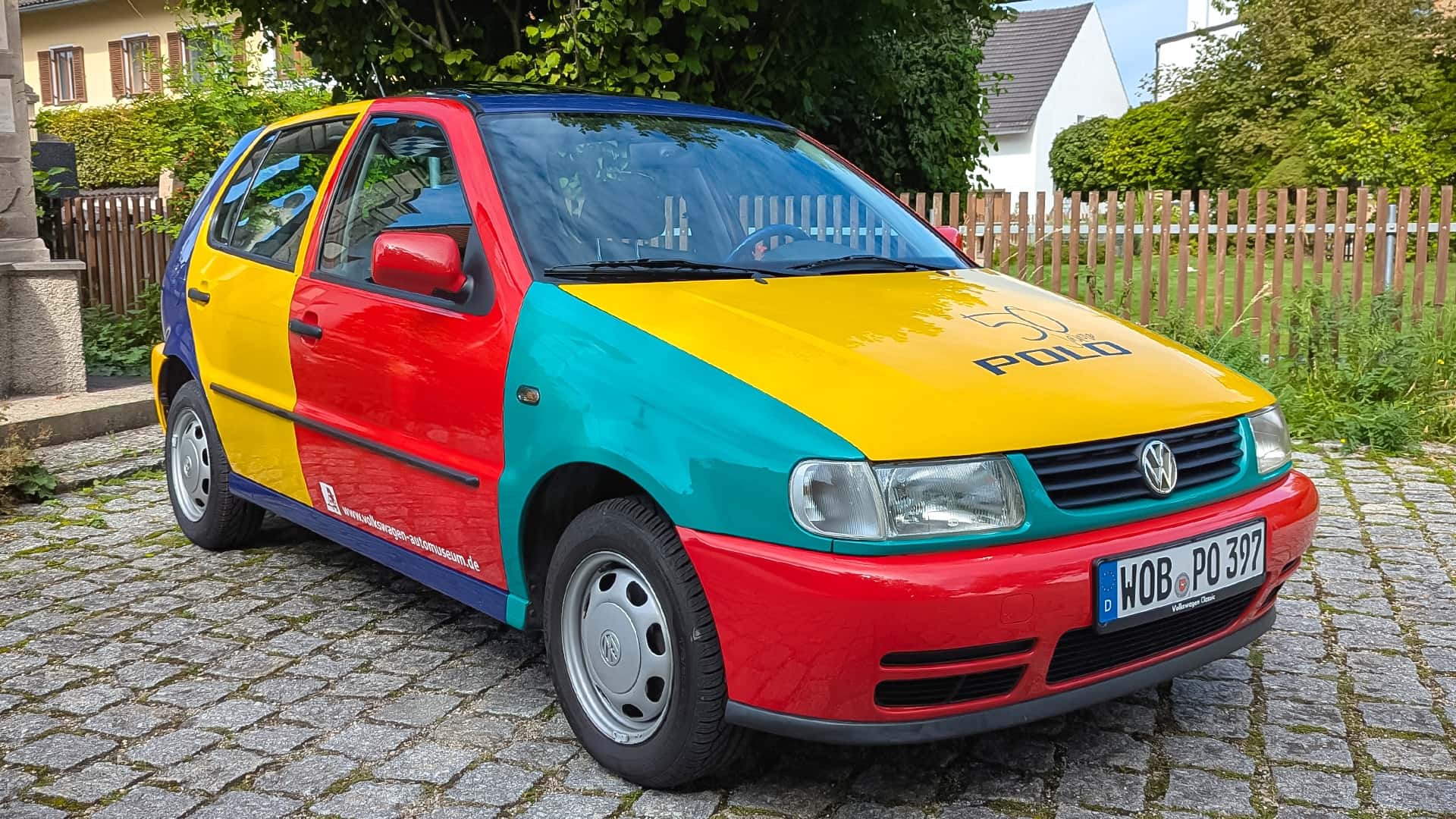 VW Polo Harlekin (1995) im Fahrbericht: Bunte Republik Deutschland