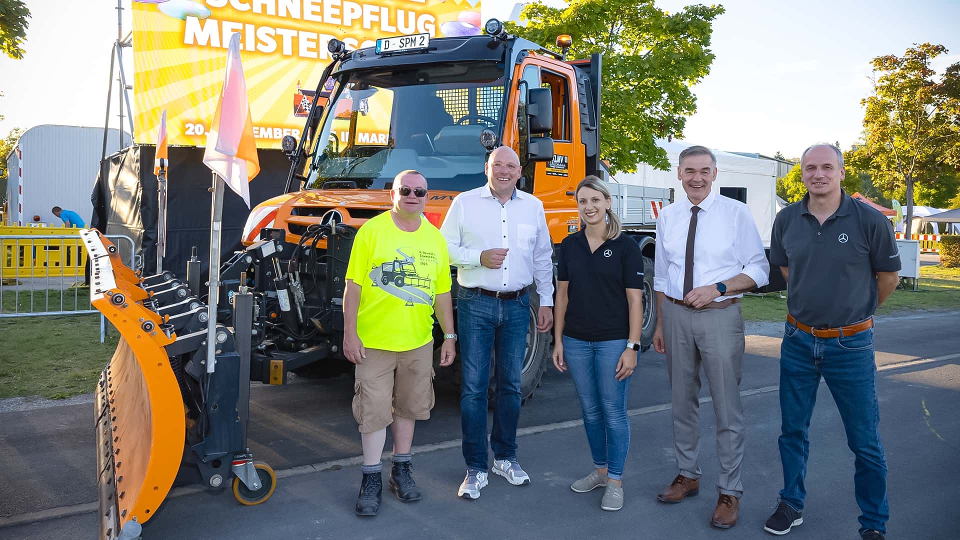 Unimog bei der 4. Deutschen Schneepflugmeisterschaft