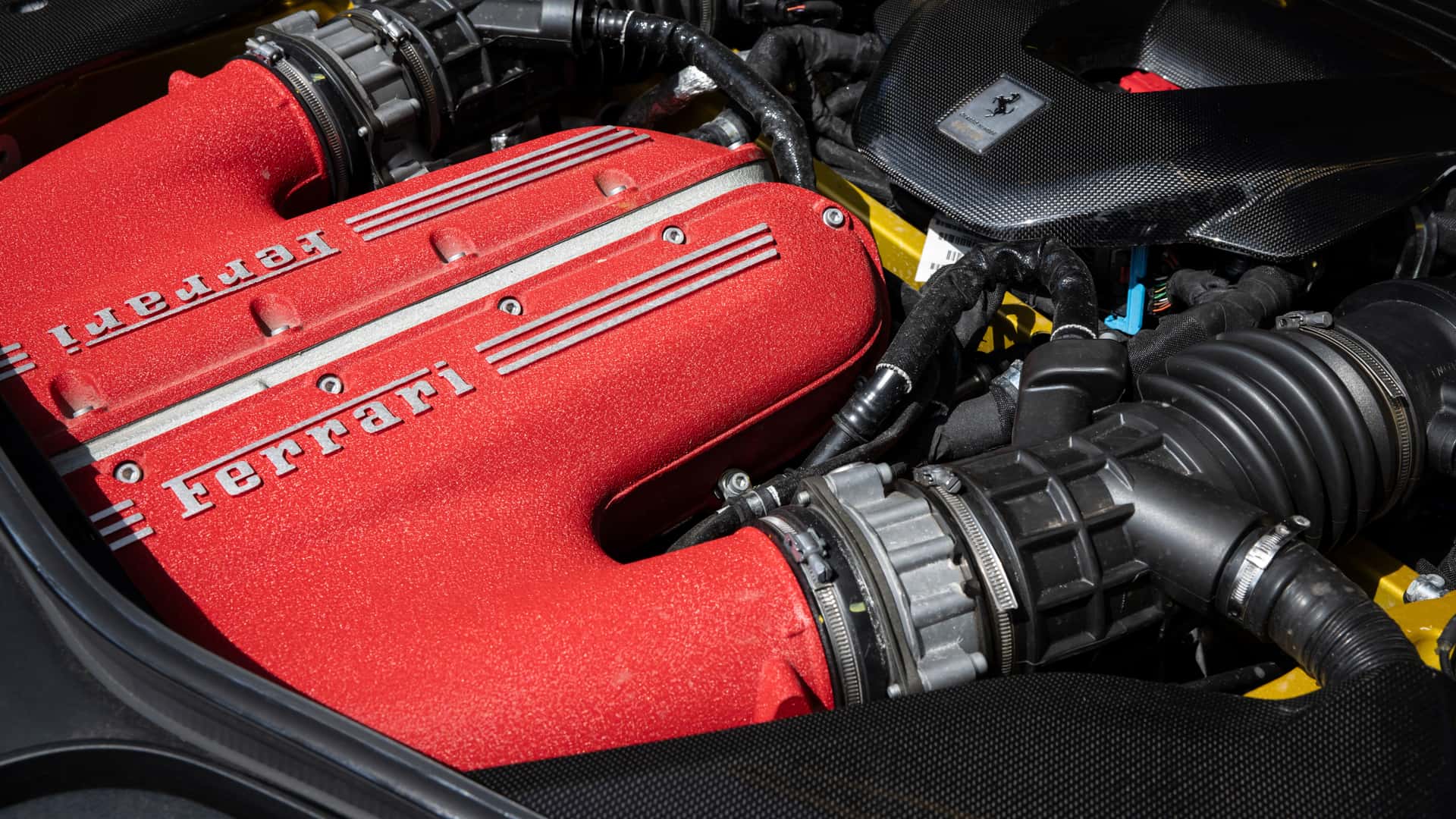 <p>Ferrari 12Cylindres</p>