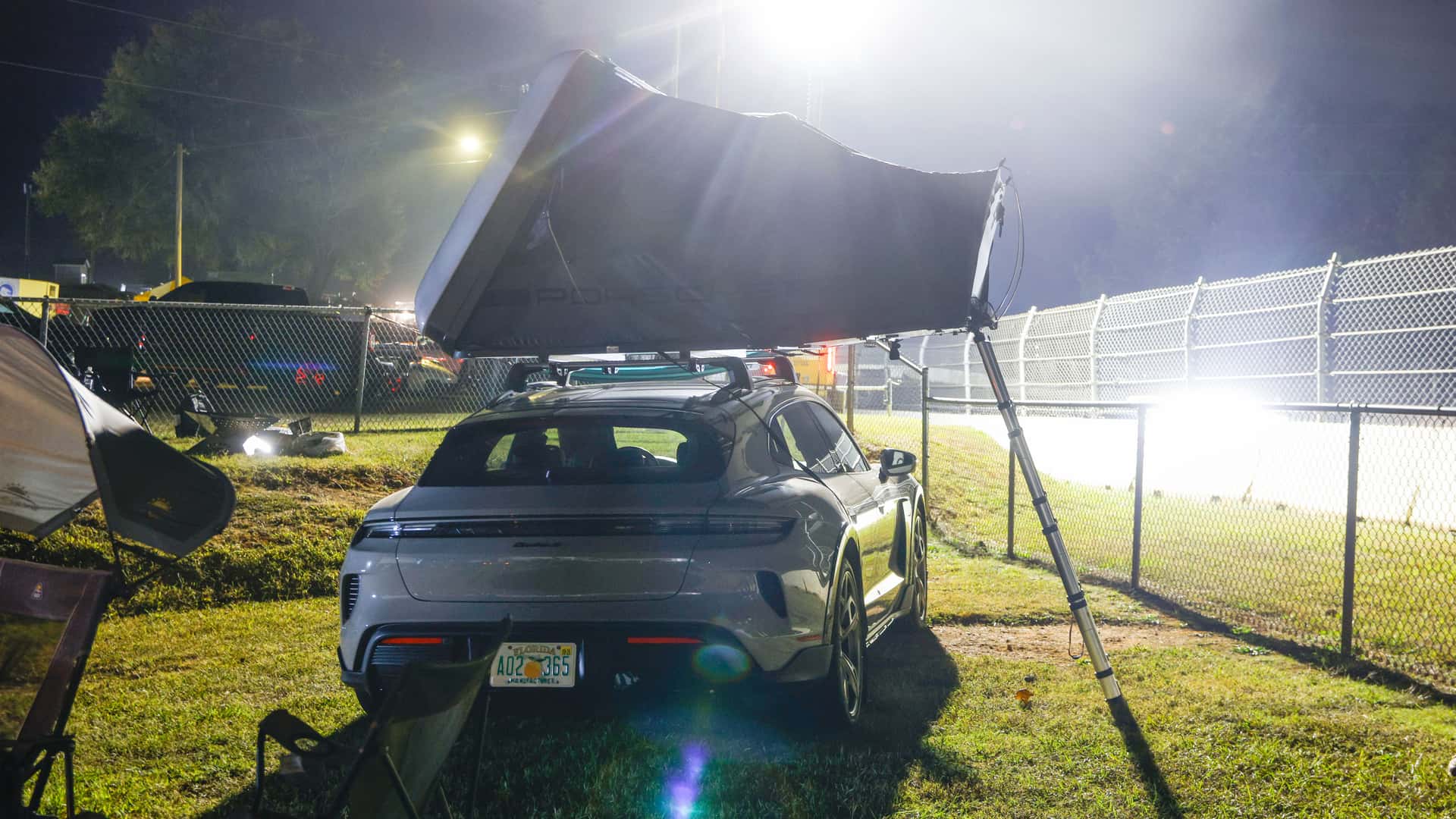 Porsche Taycan Camping