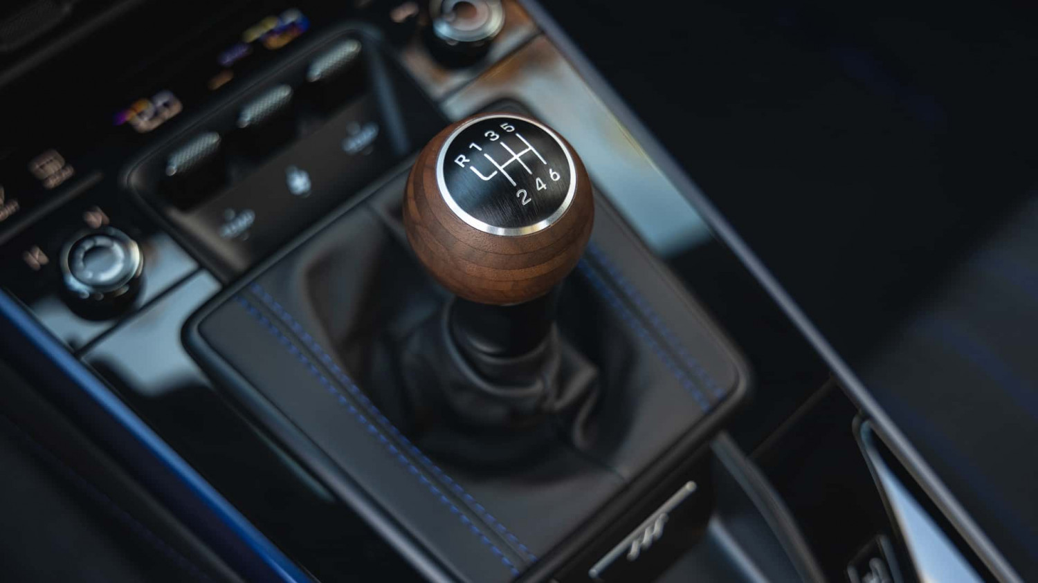 Los coches nuevos con caja manual en 2026