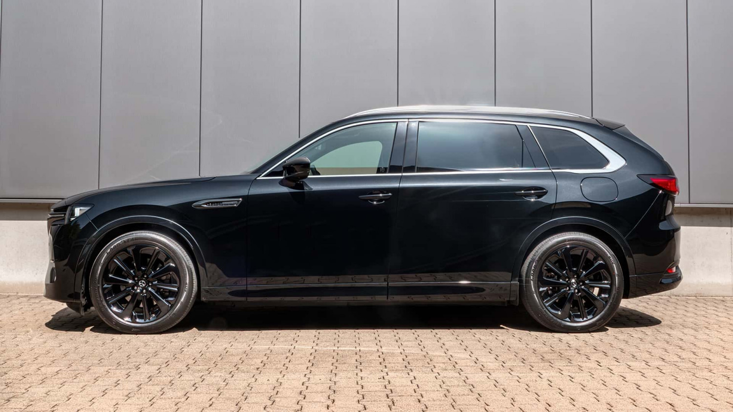 Edel und stark: Der Mazda CX-80 mit H&amp;R-Tieferlegungsfedern