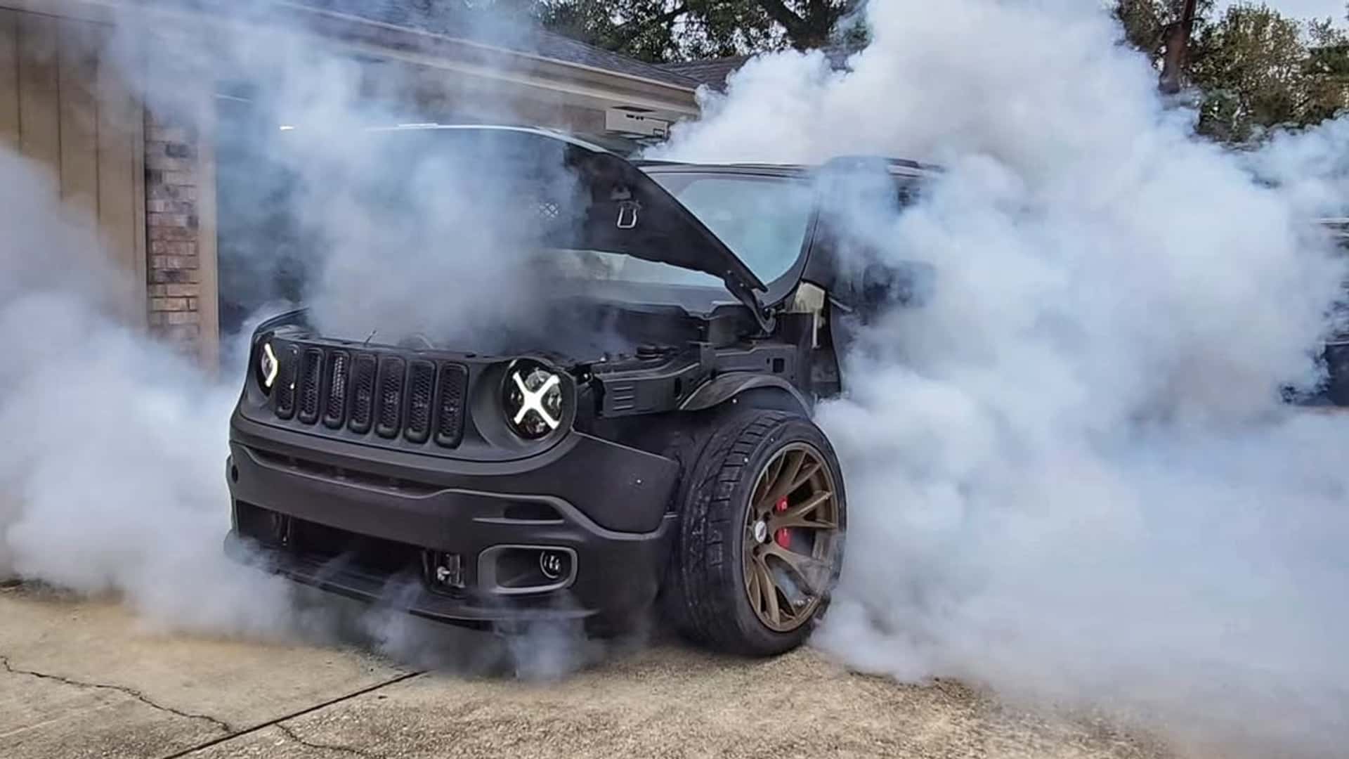 Un Jeep Renegade s'équipe d'un V8 de 5,7 litres.