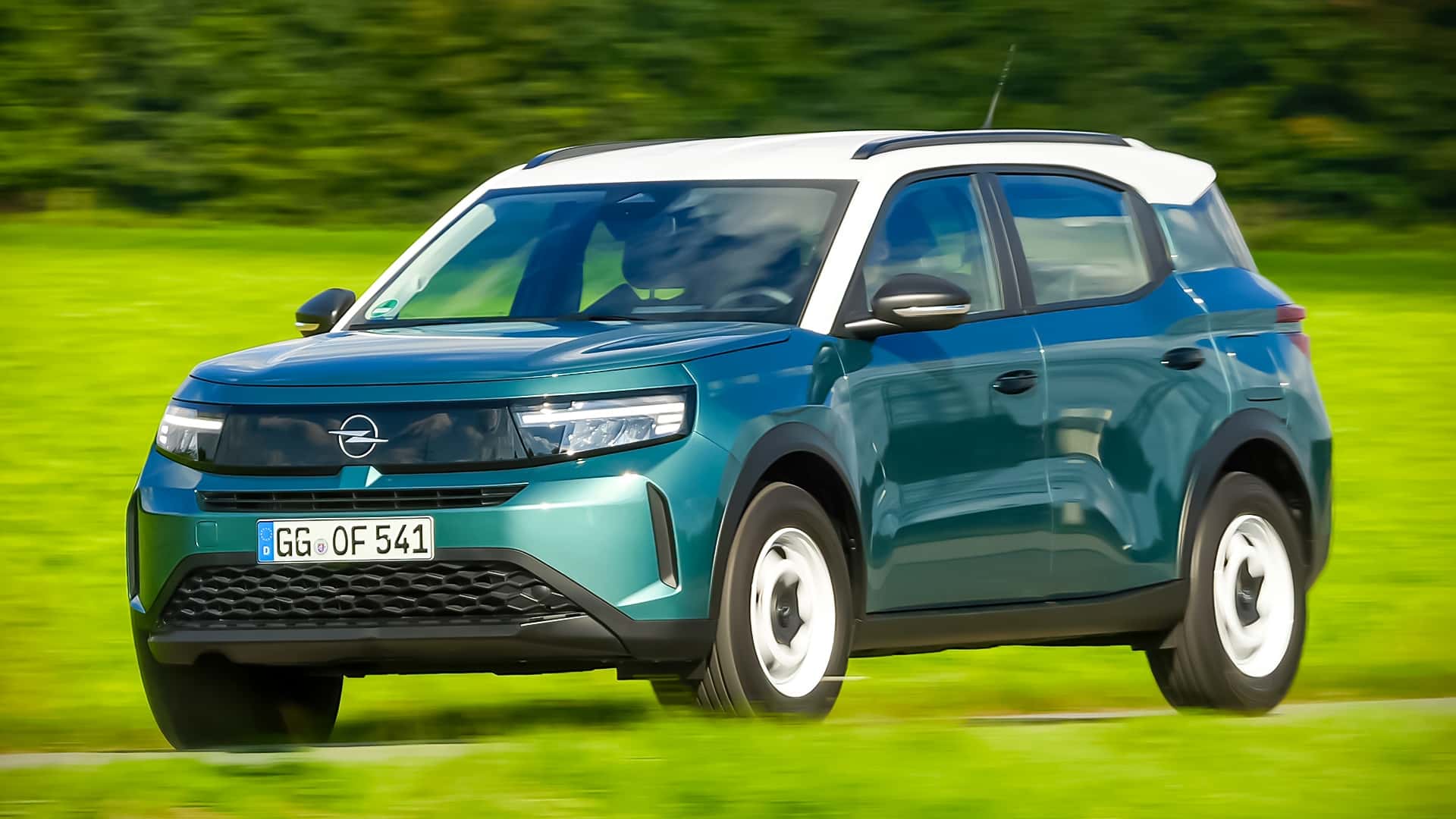 Opel Frontera 1.2 Hybrid 48V (2025) im Test: Nur billig oder auch gut?