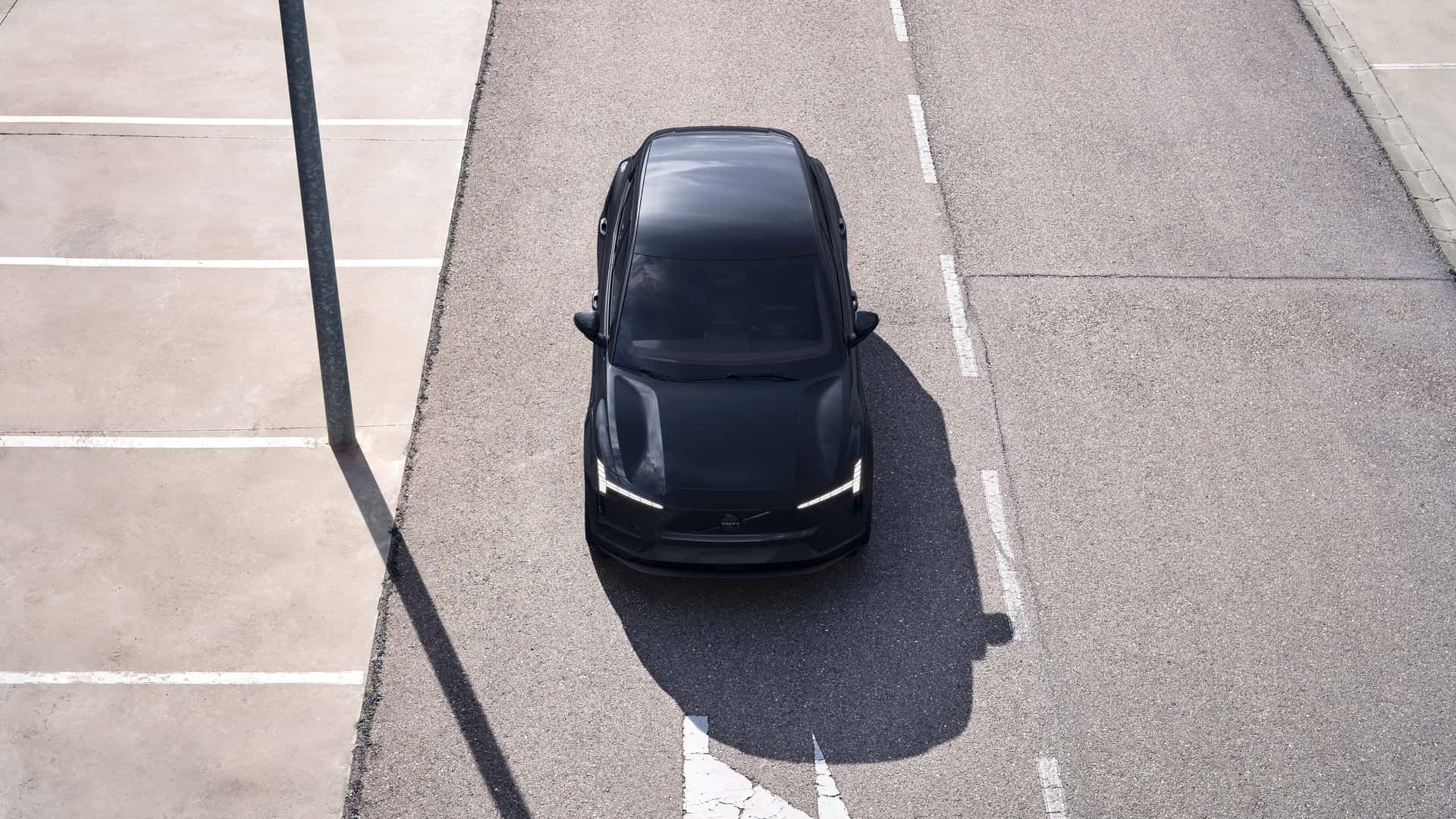 Volvo EX30 Black Edition