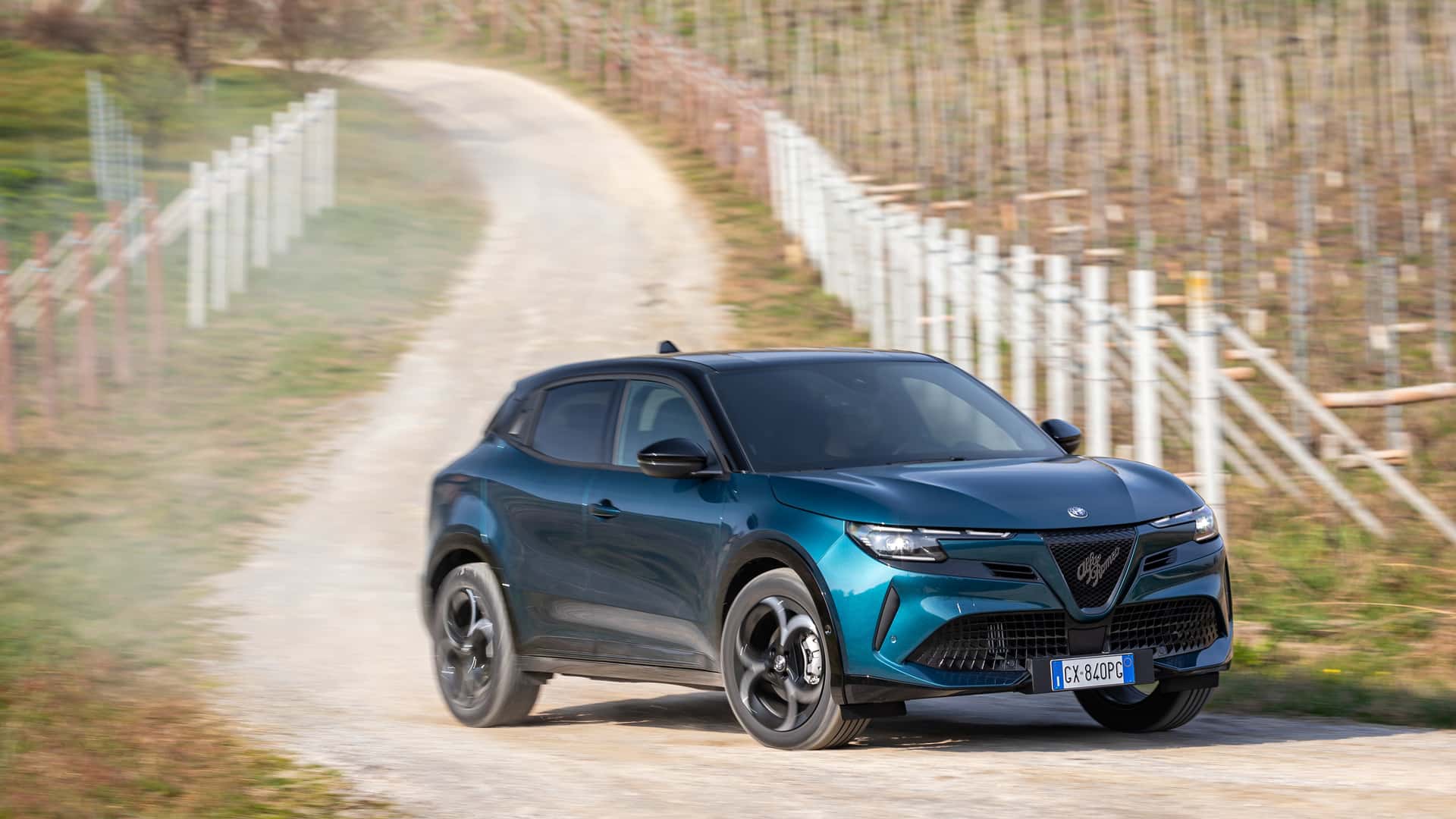 Alfa Romeo Junior Ibrida Q4 2025