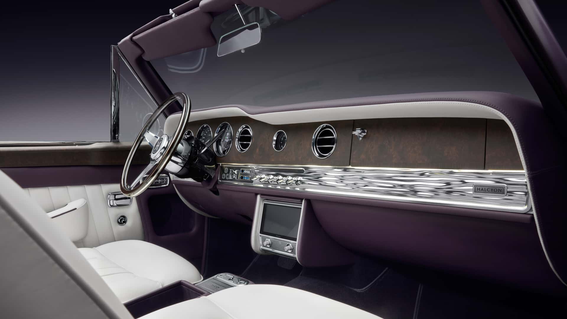 Halcyon Rolls-Royce Corniche Restomod