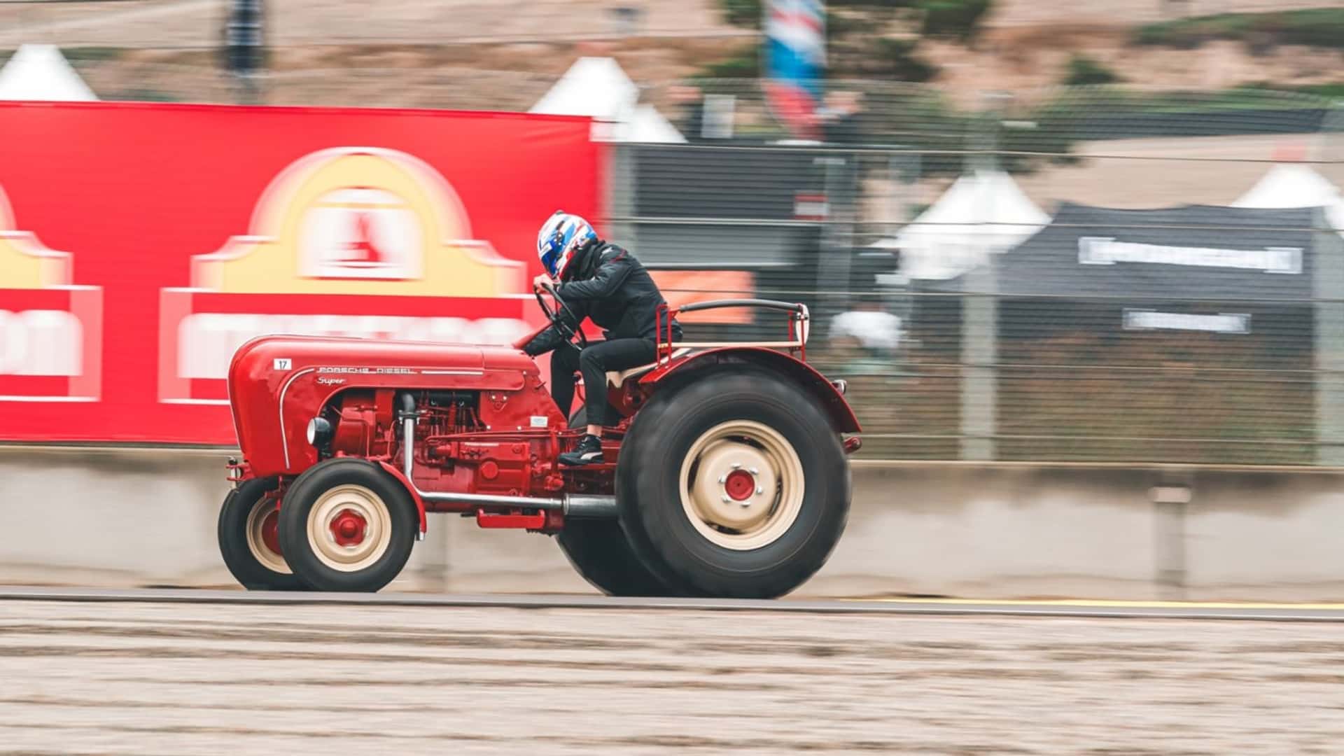 Porsche tractor race at Rennsport Reunion 7