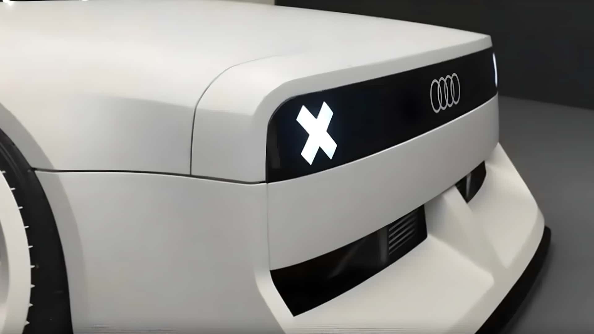 Audi Memberikan Penghormatan Sempurna untuk Mesin Lima Silinder