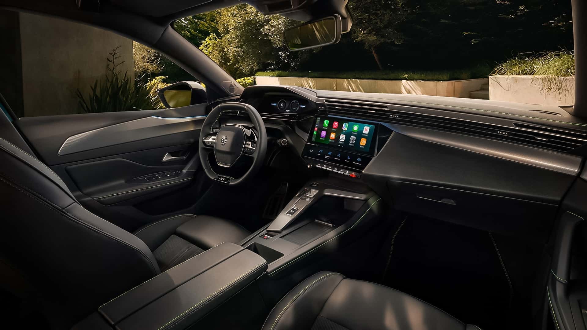 Peugeot 308 restyling, interior y maletero