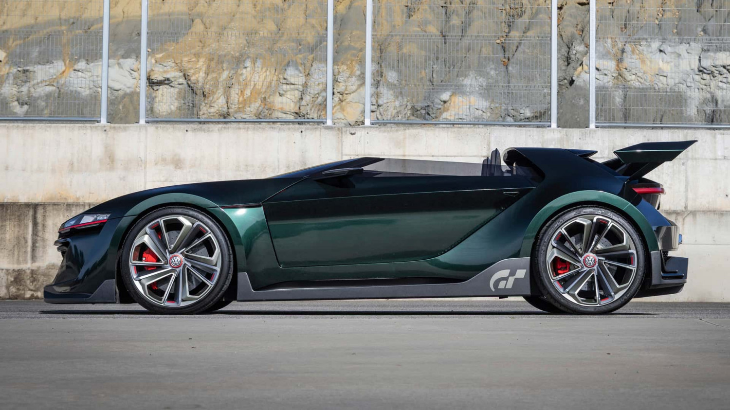 VW lässt den Golf GTI Roadster mit Biturbo-V6 wieder aufleben