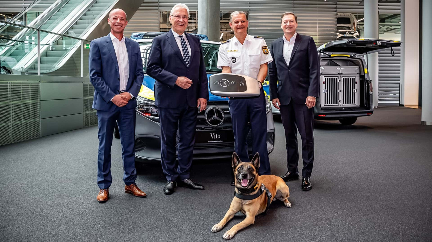 Die Hunde der Polizei München fahren jetzt Mercedes Vito