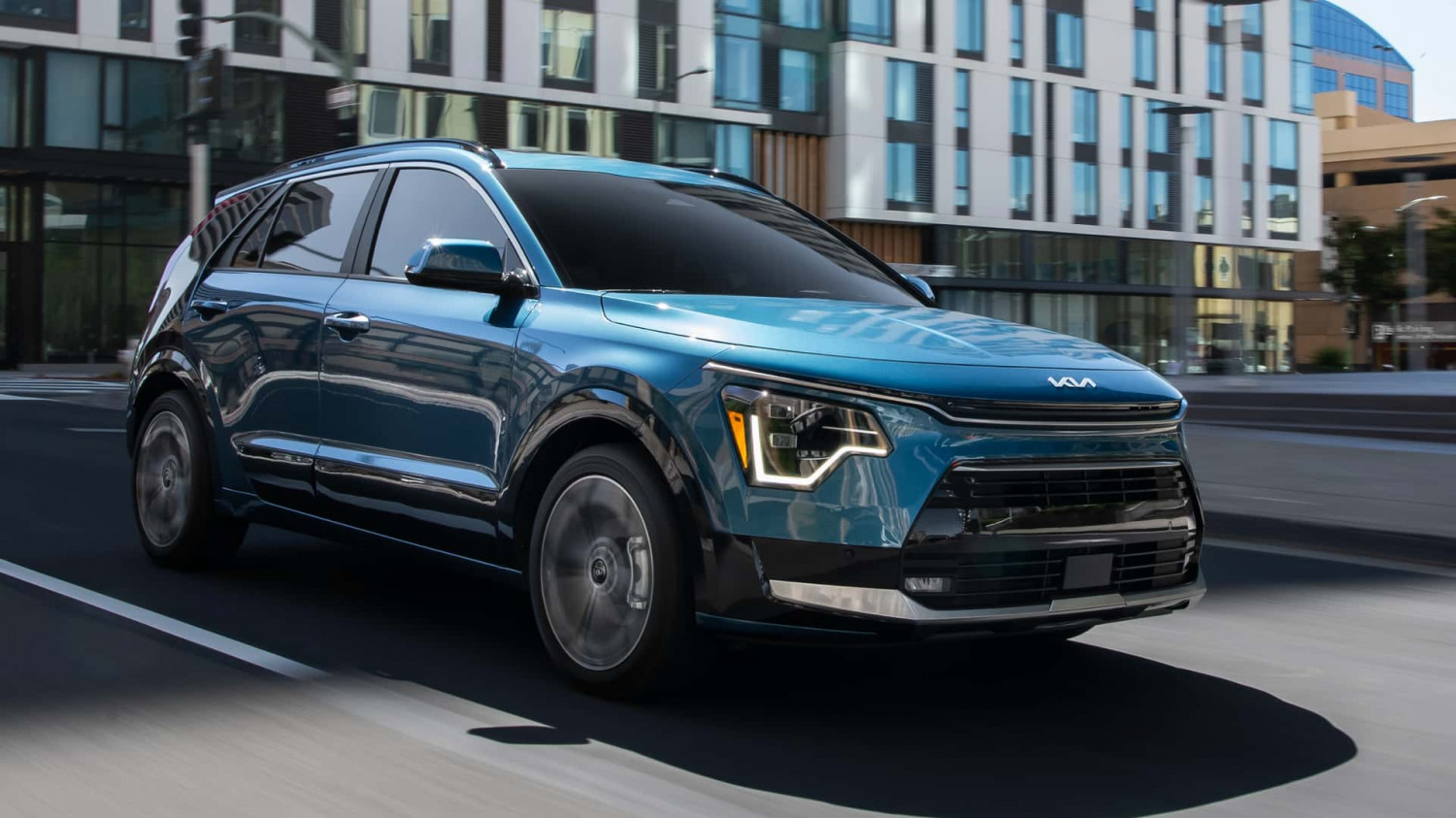 Kia Niro Plug-In Hybrid Akhirnya Sudah Mati