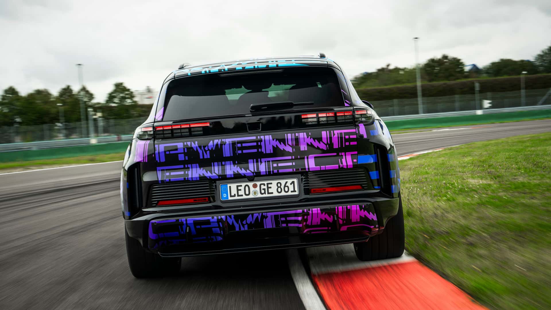Porsche Cayenne Electric