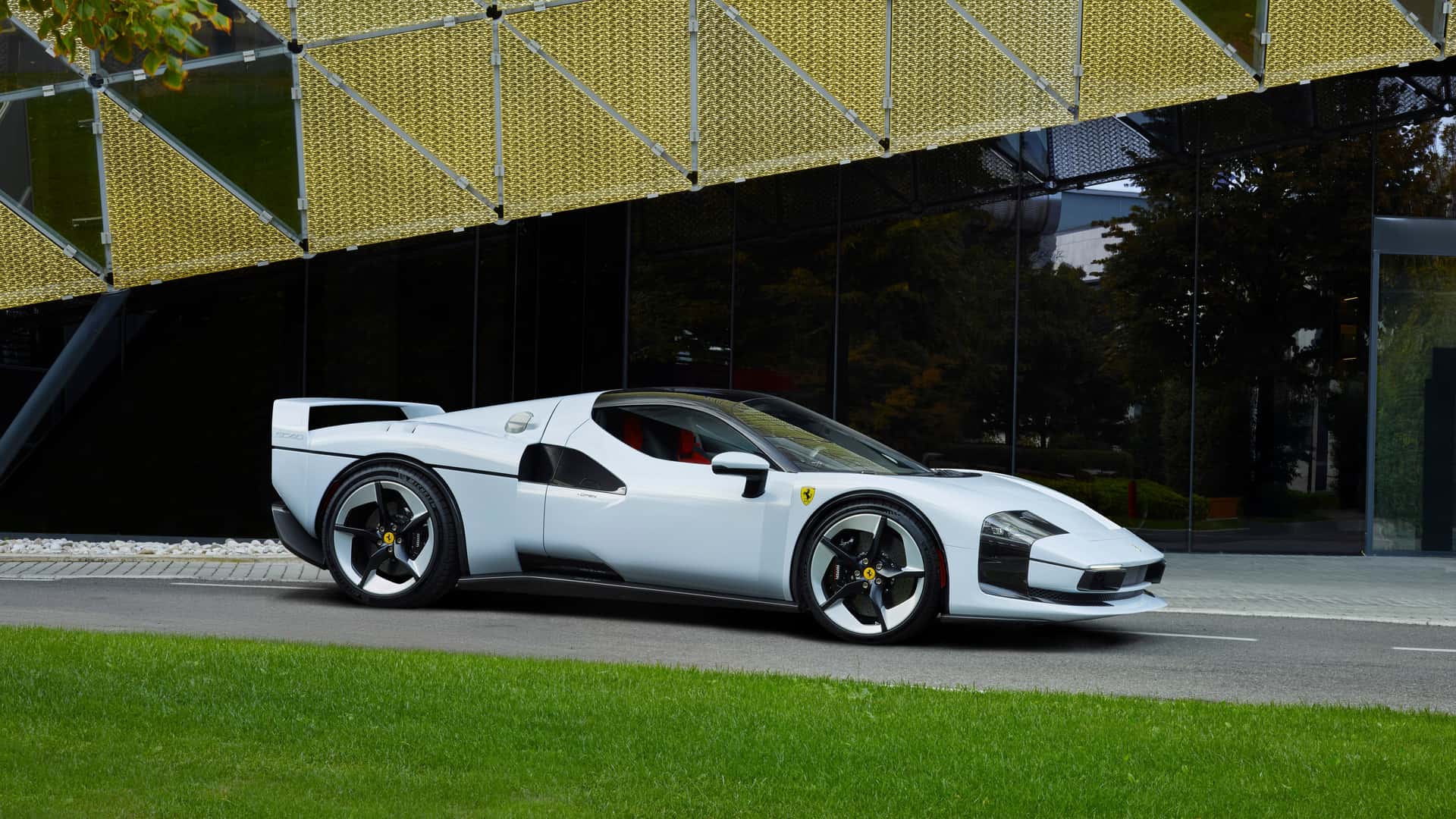 Ferrari SC40