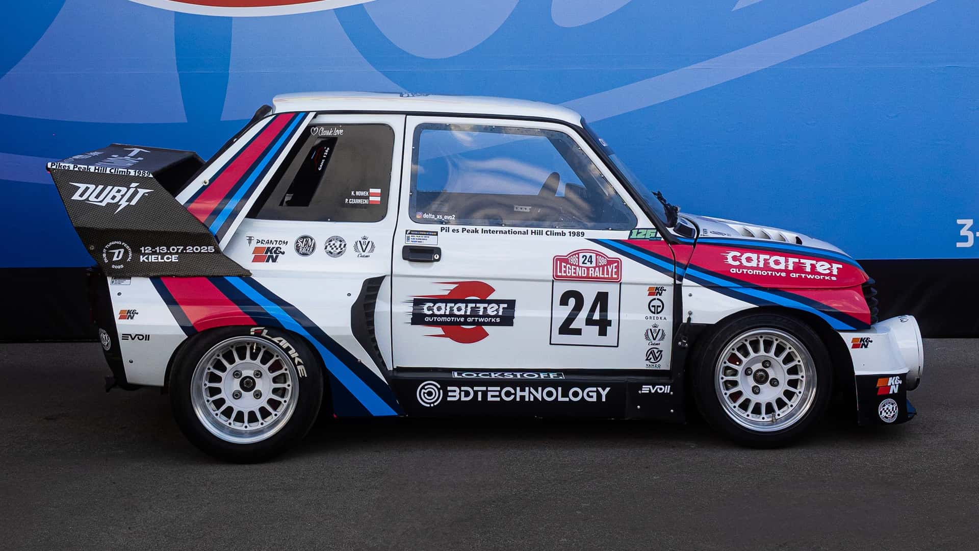 ¿Se convertirá este loco Fiat 126 de Polonia en un coche Hot Wheels?
