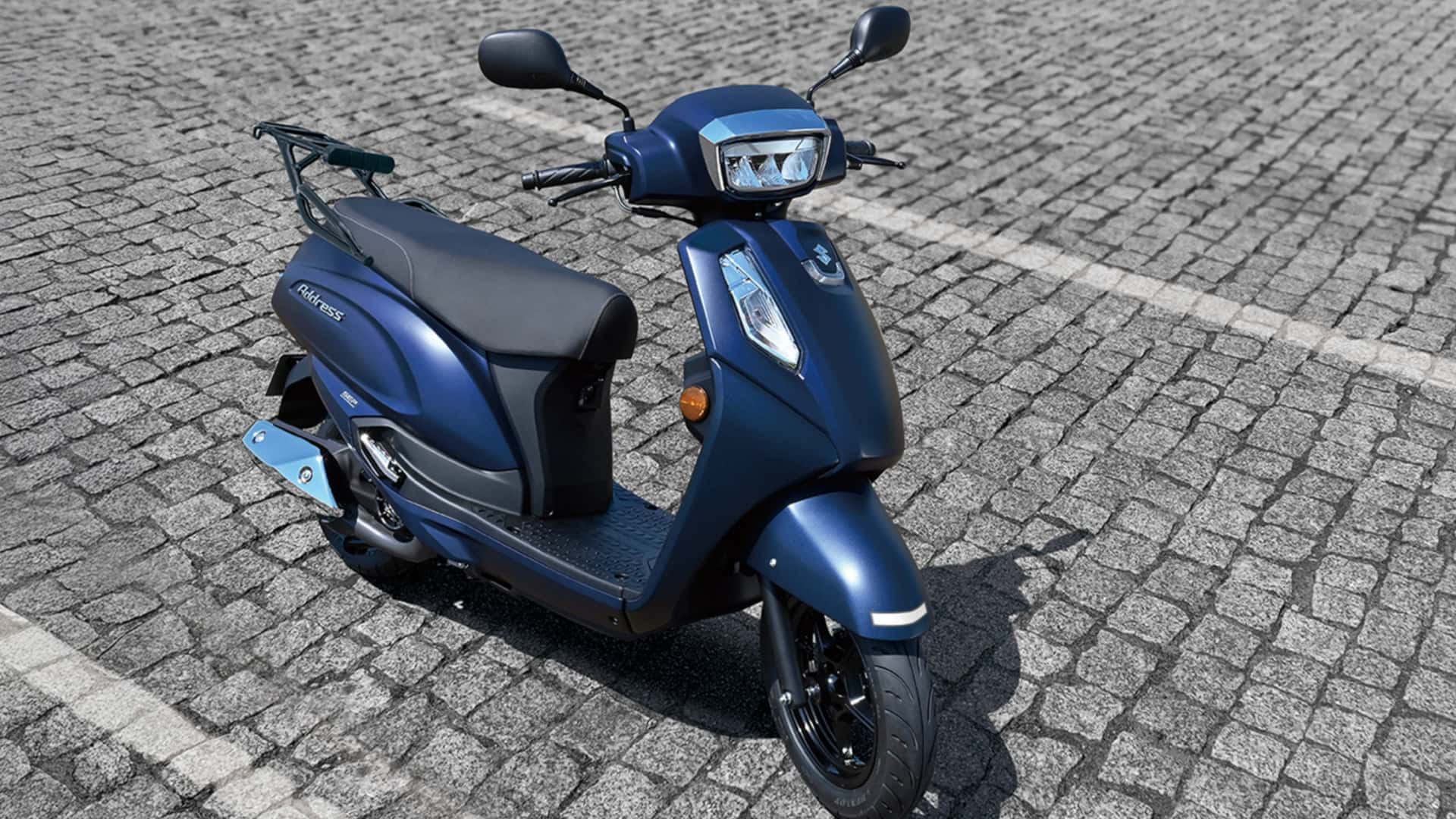 2026 Suzuki Dirección 125 - Aparcado, cuarto delantero