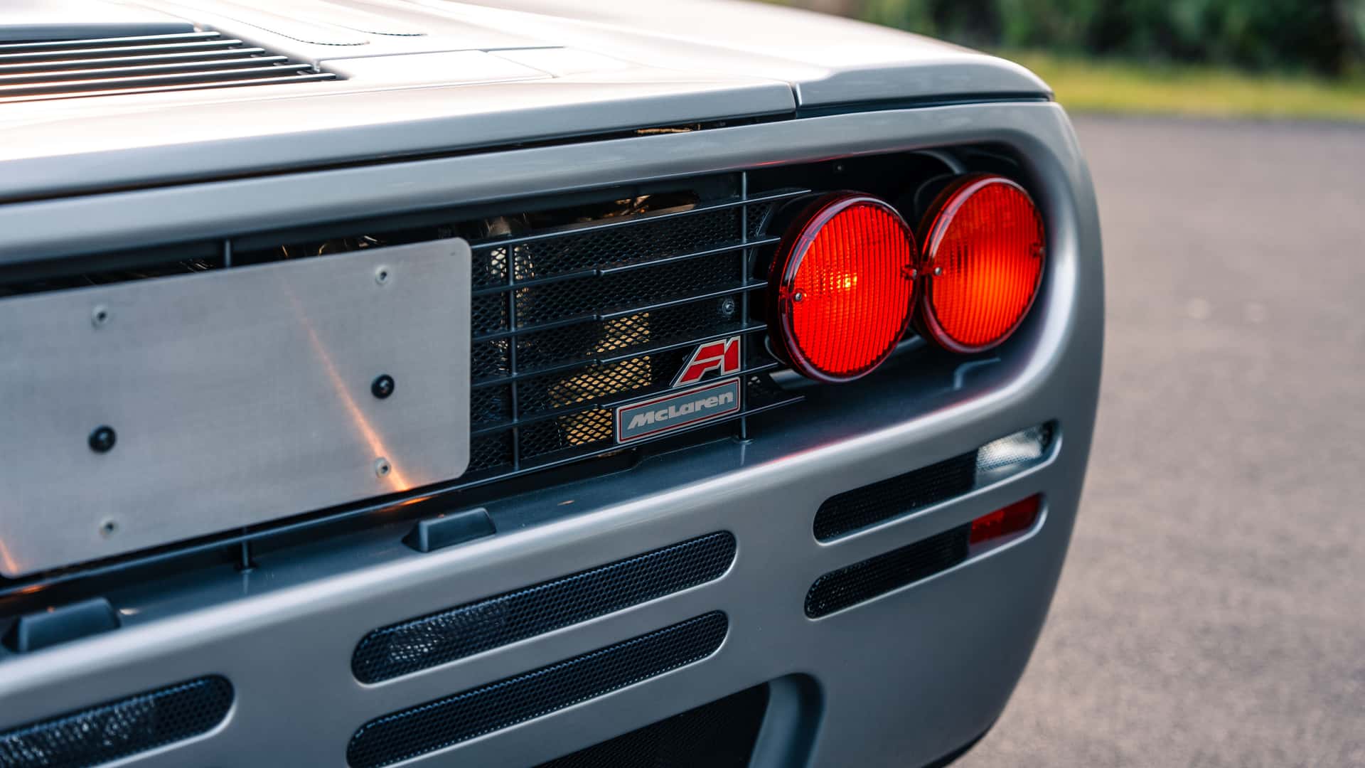 Lelang McLaren F1 tahun 1997 milik Larry Ellison