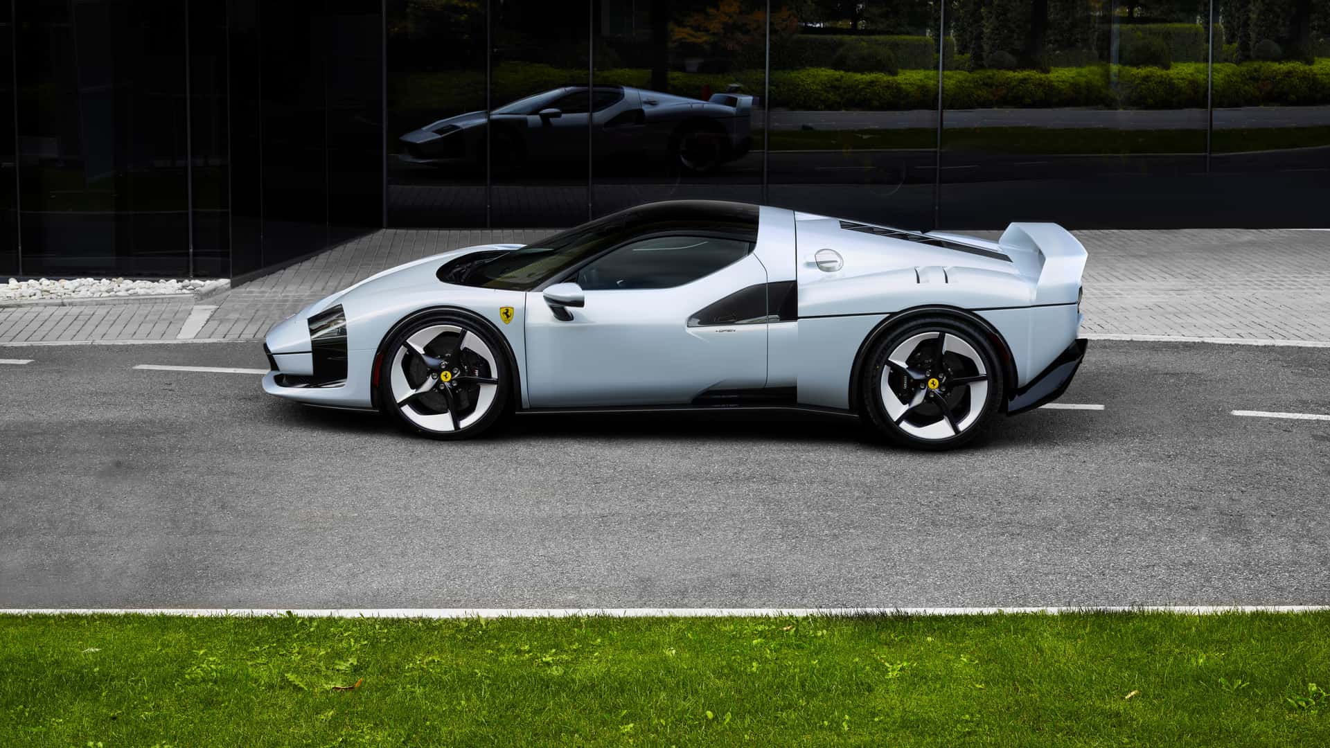 Ferrari SC40