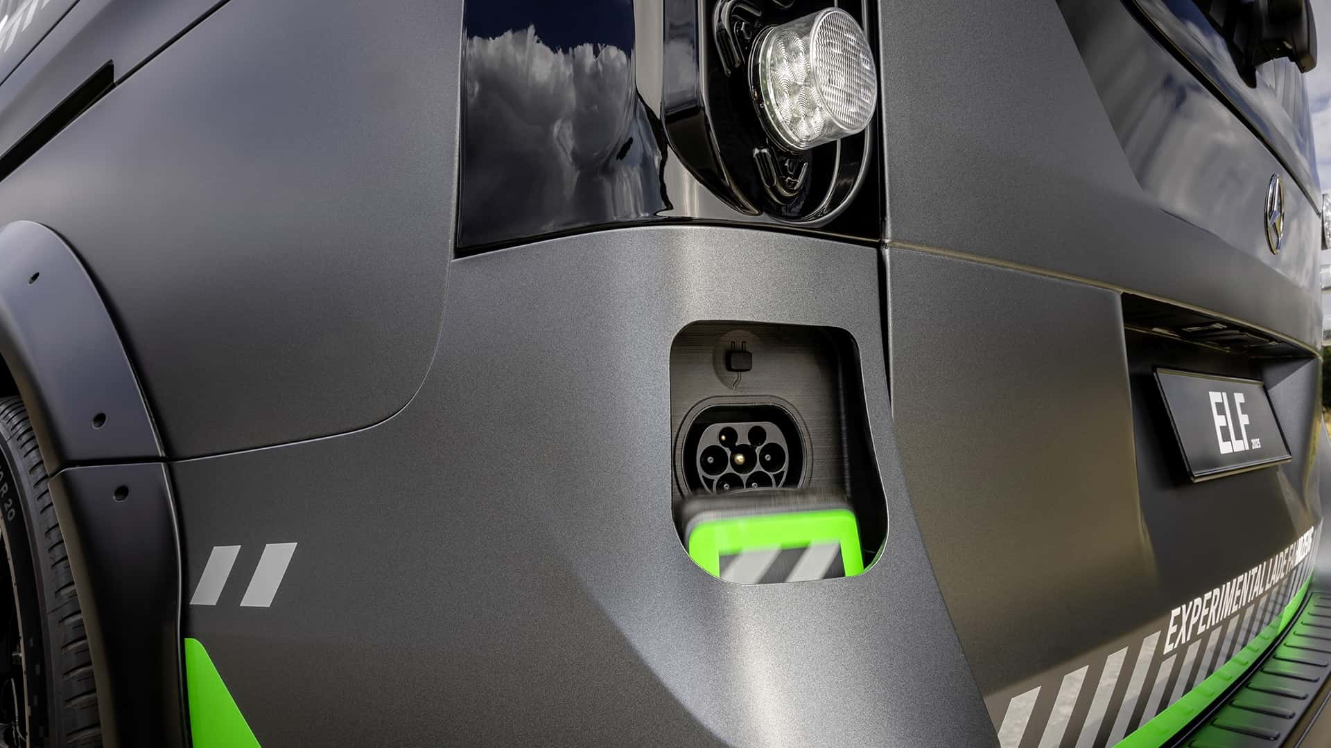 Mercedes- ELF, le véhicule expérimental pour les technologies de recharge