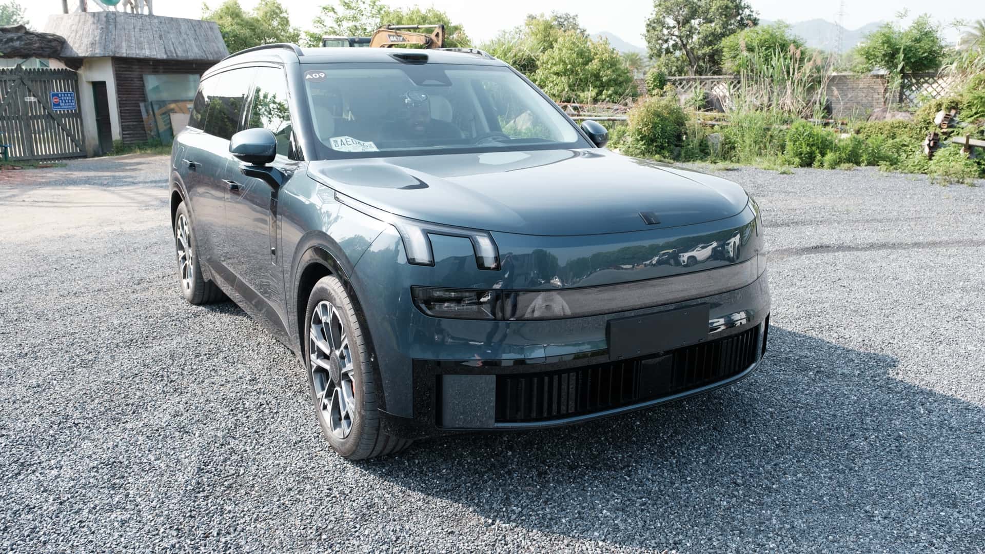 Lynk & Co 900