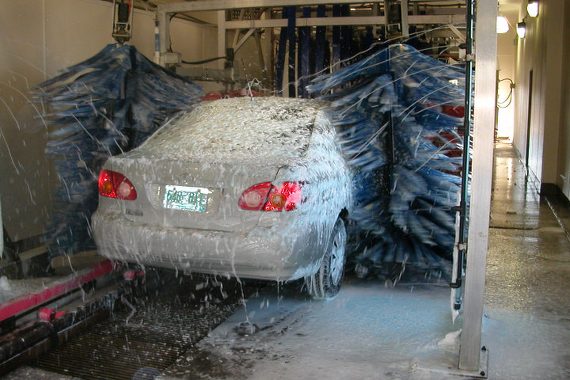 Hackers Stealing Credit Card Data from Car Washes