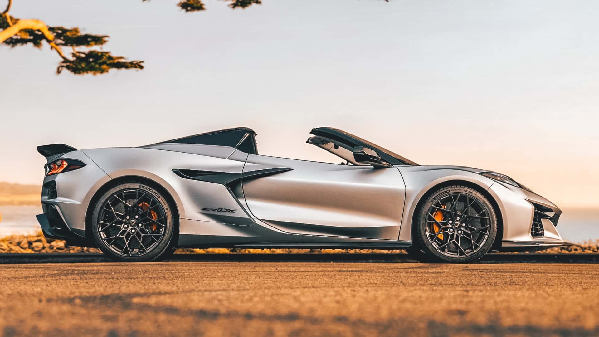 Chevrolet Corvette ZR1X Quail Silver Edition