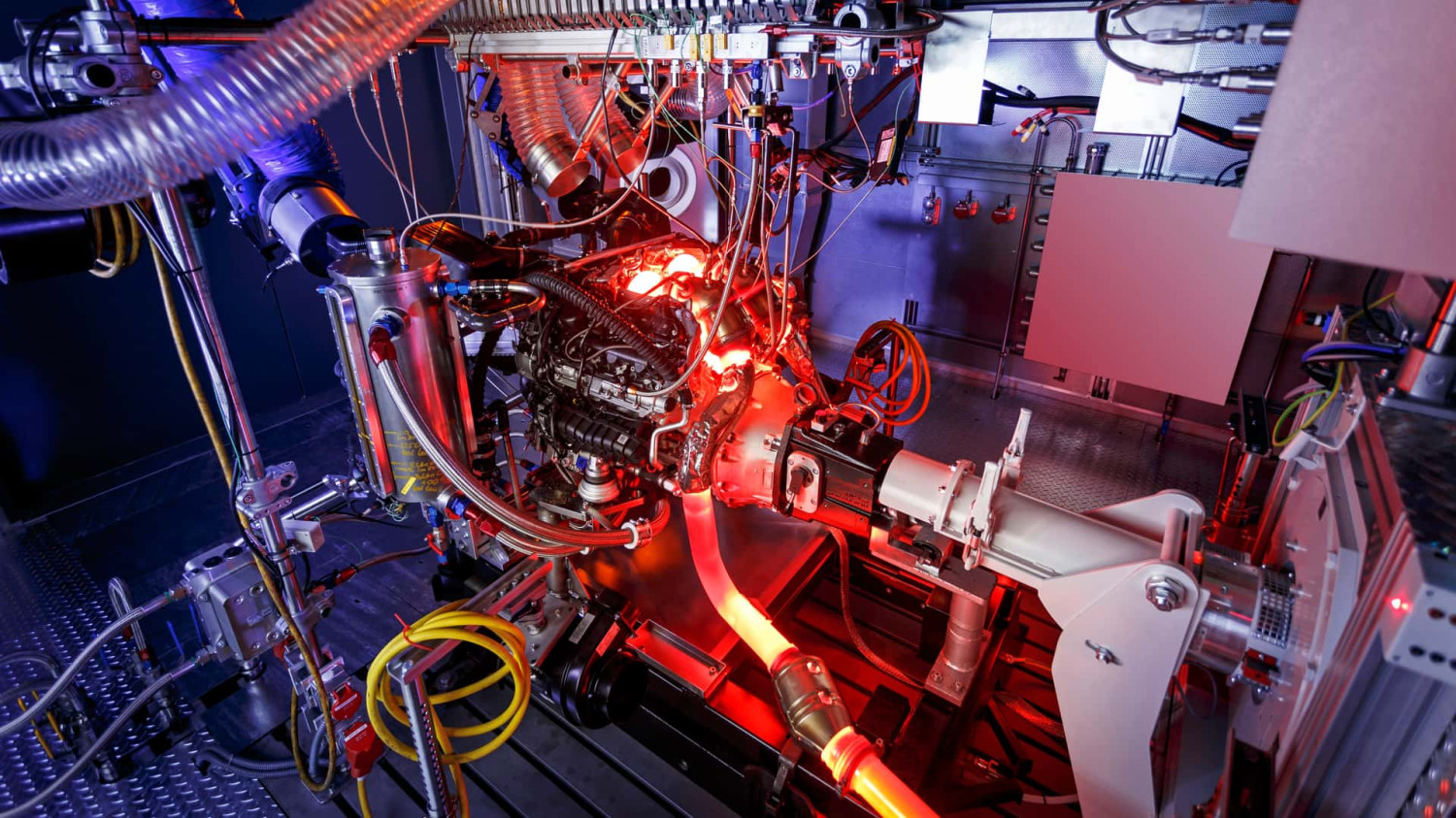 Mit Extra-Wumms: Mercedes neuer V8 soll noch stärker werden