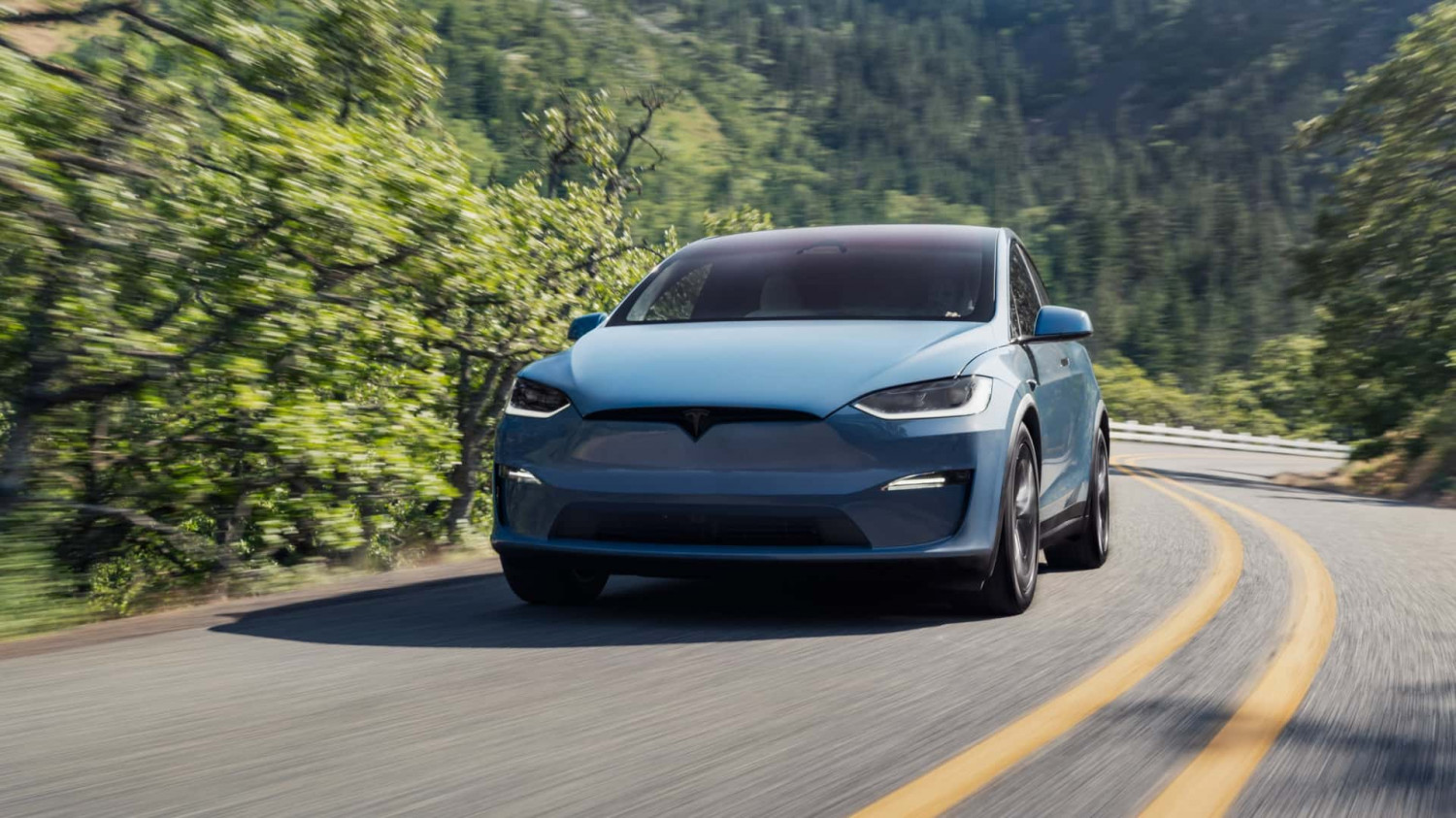 Adiós a los Tesla Model S y Model X, sustituidos por... robots