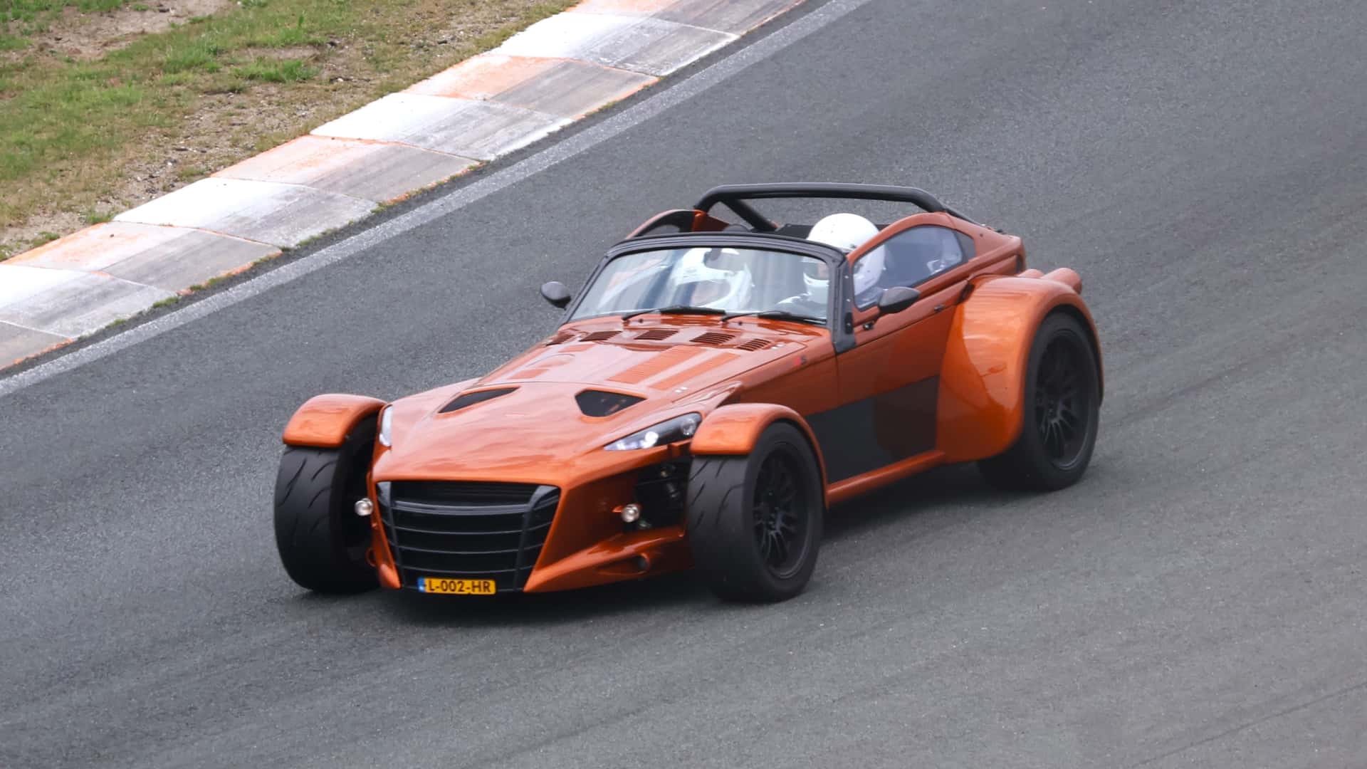 Donkervoort: Melihat di balik layar pembangunan F22