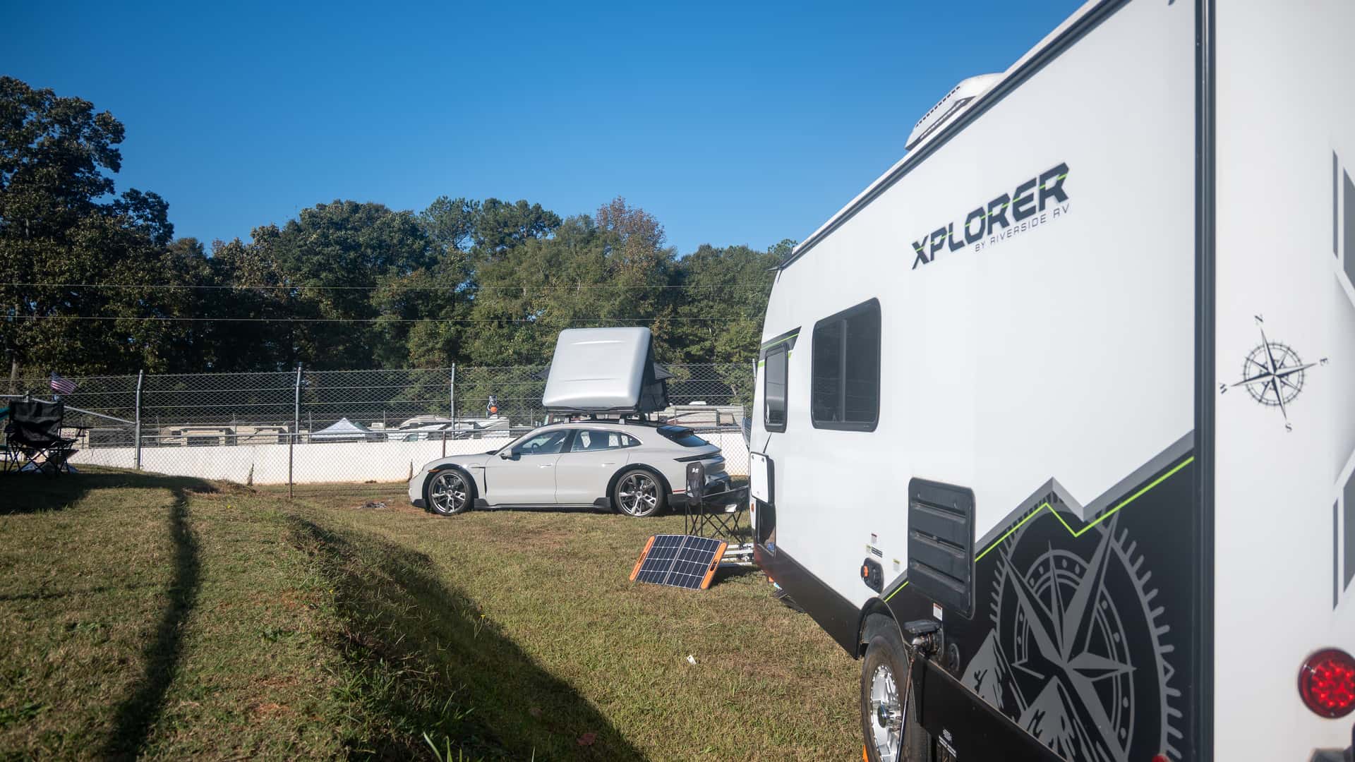 Porsche Taycan Camping