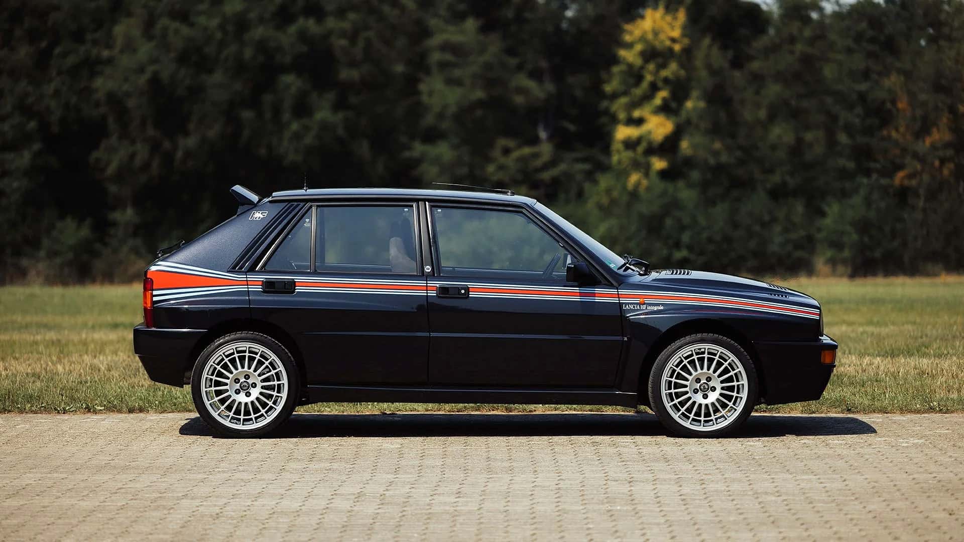 Lancia Delta HF Integrale Evo Martini 5 (1992), noire pour Vasco Rossi