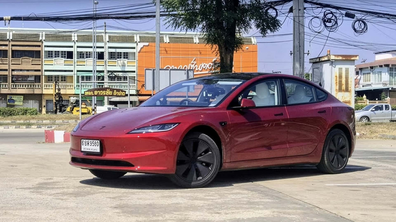 La Tesla Model 3 peut largement dépasser son autonomie annoncée mais...