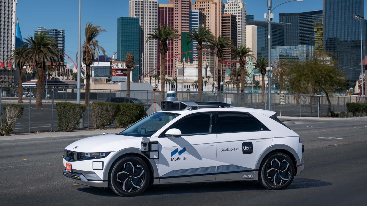 Les robotaxis Hyundai Ioniq 5 débarquent dans les rues de Las  Vegas