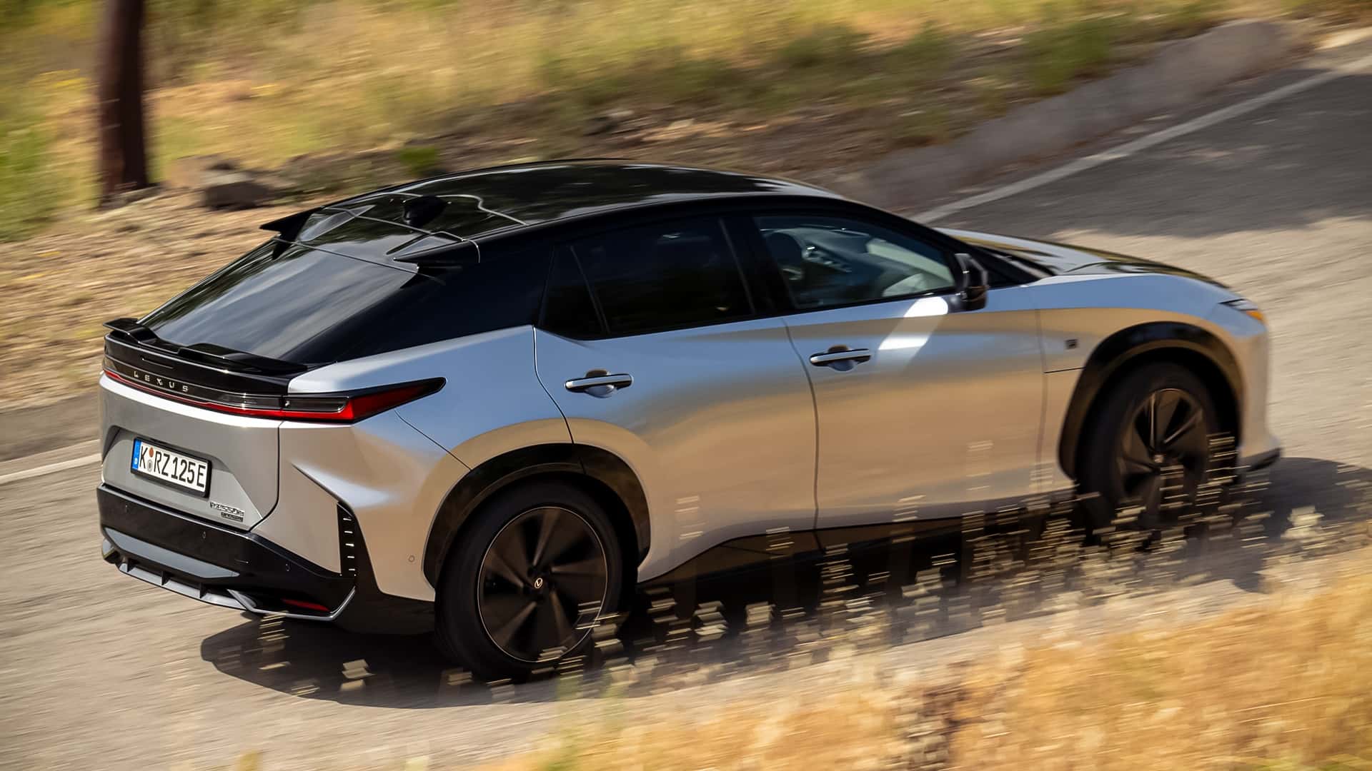Lexus RZ 550e F Sport 2025, primera prueba