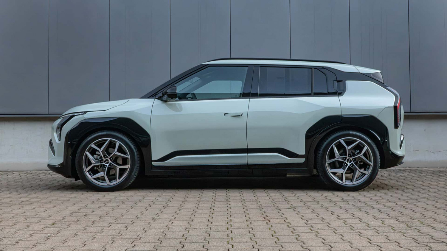 Progressiv: Der Kia EV3 mit H&amp;R-Tieferlegungsfedern
