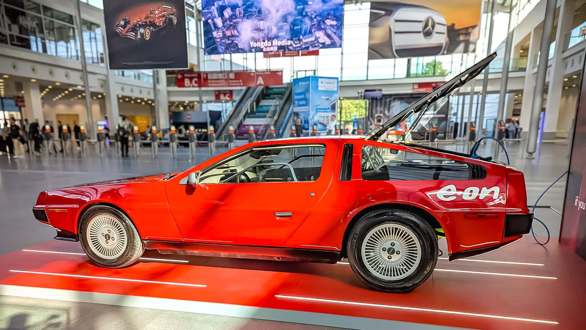 DeLorean DMC-12 Elektro-Umbau auf der IAA Mobility 2025