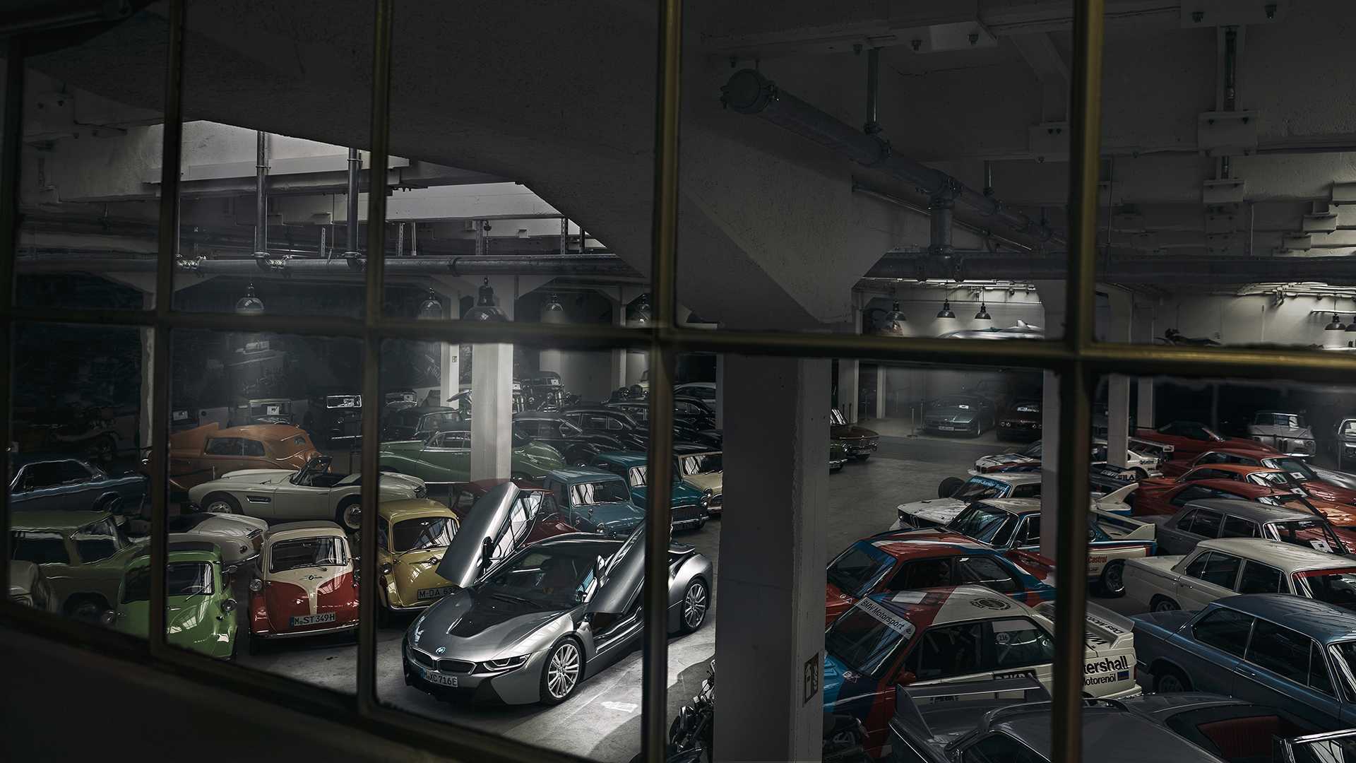 BMW i8