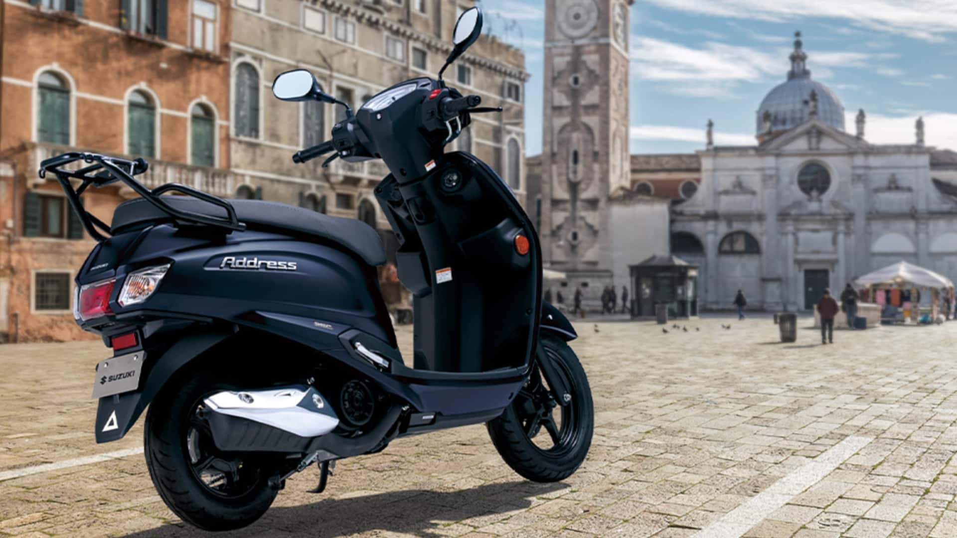 2026 Suzuki Dirección 125 - Aparcado