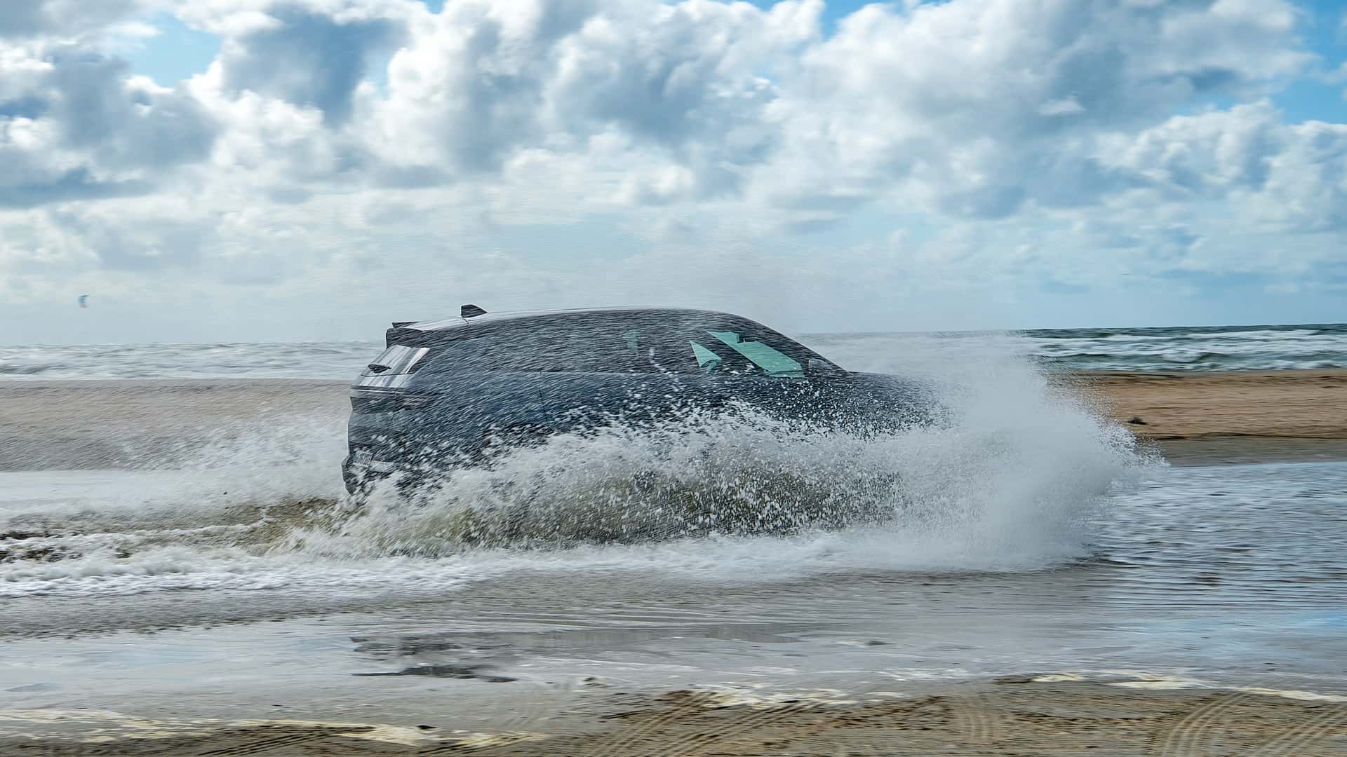 Opel Grandland Electric AWD Roadtrip Romo