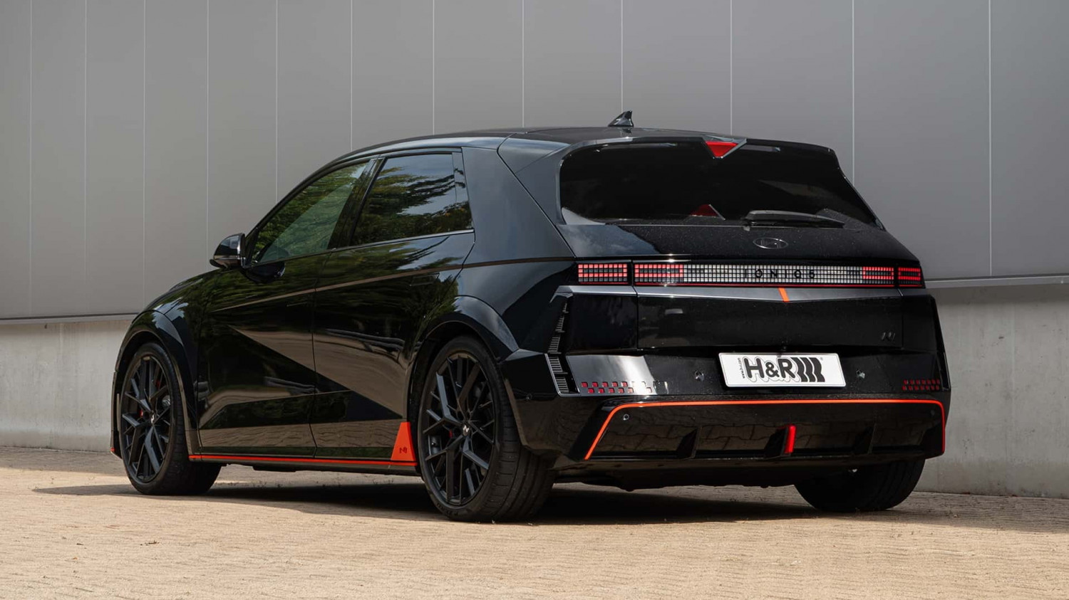 Das Volt ihr: H&amp;R-Tieferlegungsfedern für den Hyundai Ioniq 5 N