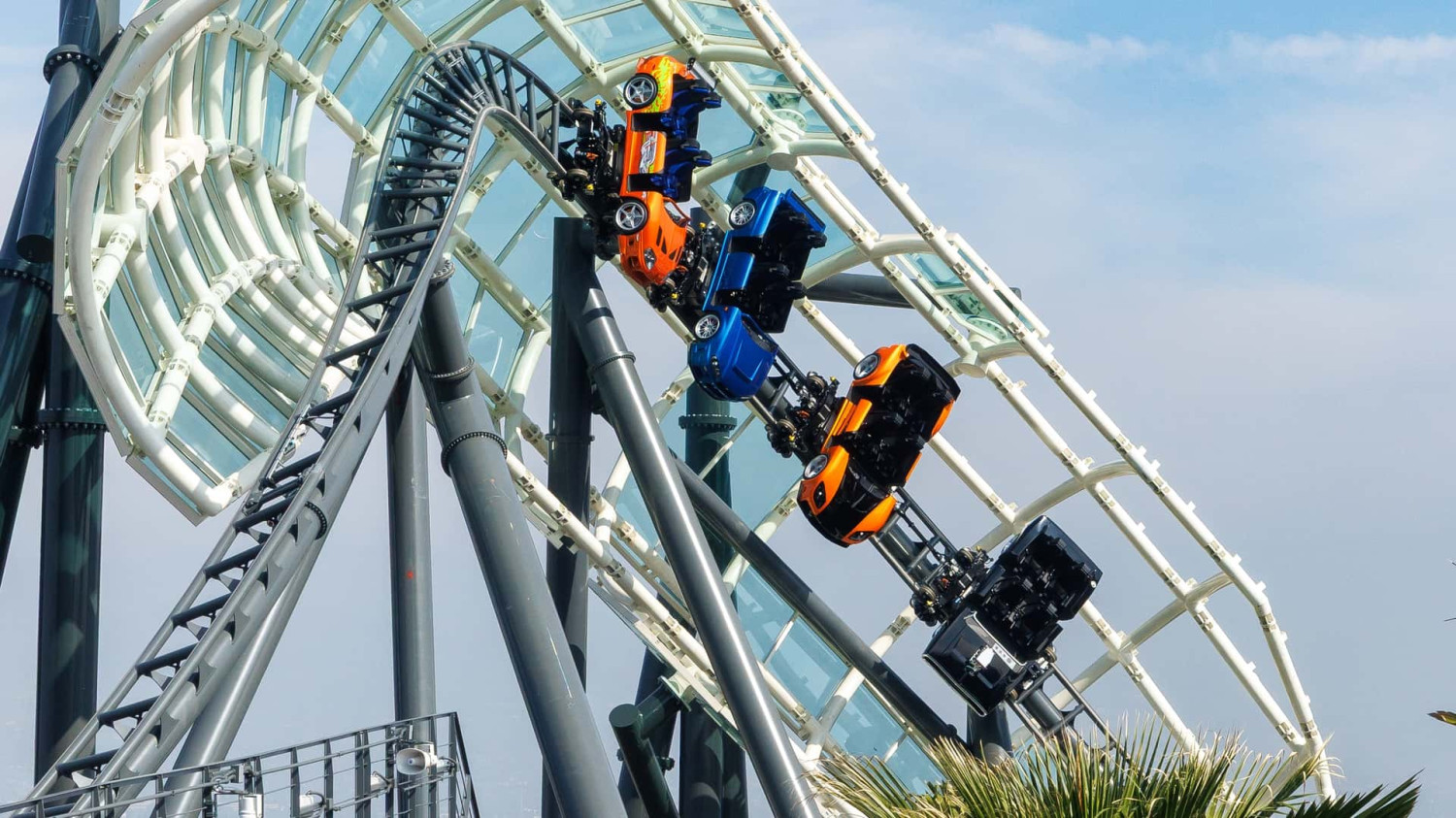 The Fast &amp; Furious Roller Coaster Ride Cars Are Ripped Straight From The Movies