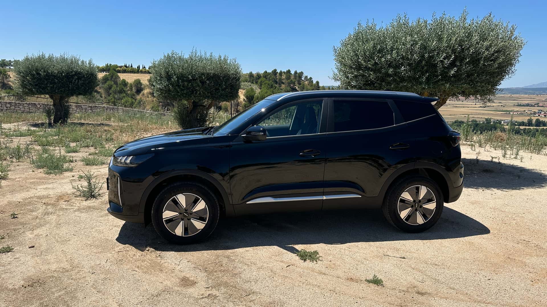 EBRO S400 híbrido 2025 primera prueba