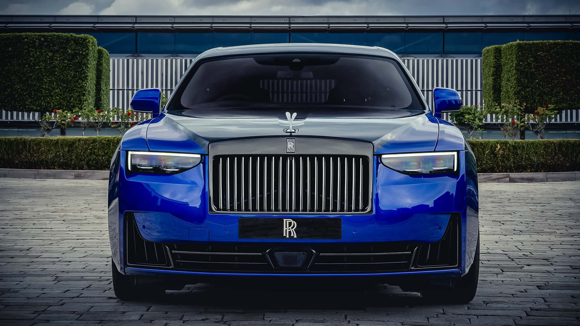 Dieser Rolls-Royce Ghost sieht aus wie ein Videospiel aus den 80ern