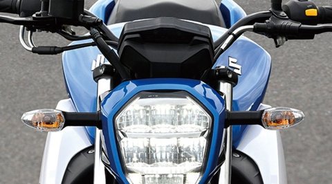 Intip Fitur Baru Suzuki Gixxer 250 Versi 2025 yang Lebih Gahar