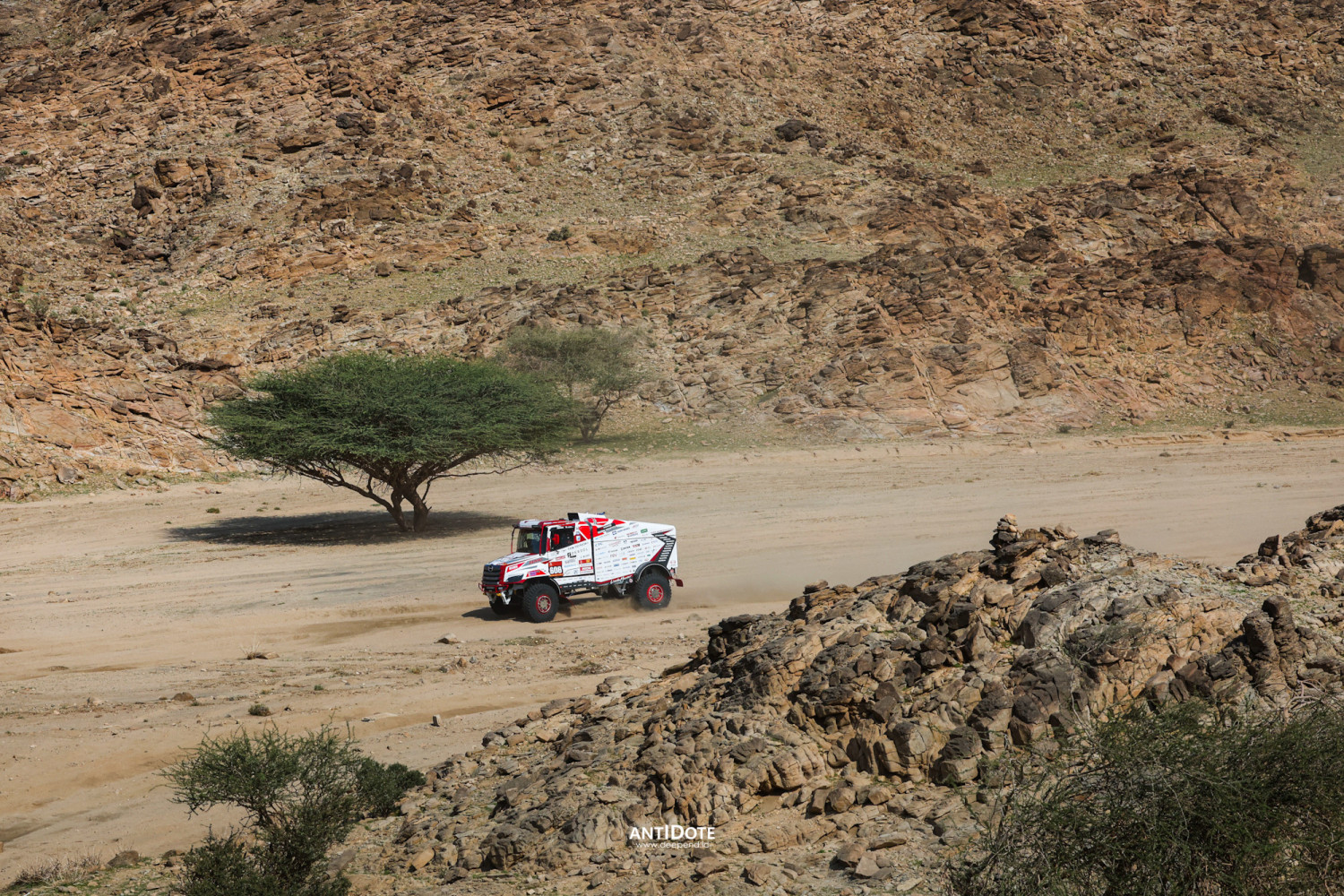 Dakar Rally 2026 Hino 600 Series – TUNJUKKAN KETANGGUHAN DI DAKAR RALLY 2026