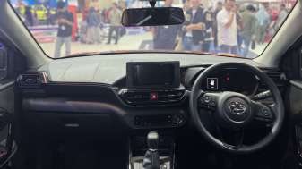 Daihatsu Rocky Limited Edition interior 2 Daihatsu Rocky Limited Edition interior 2