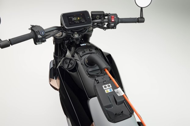 2026 Honda WN7 electric motorcycle - 26 2026 Honda WN7 electric motorcycle - 26