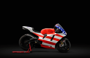 Nicky Hayden Ducati Desmosedici GP08 Sothebys Auction - 5 Nicky Hayden Ducati Desmosedici GP08 Sothebys Auction - 5