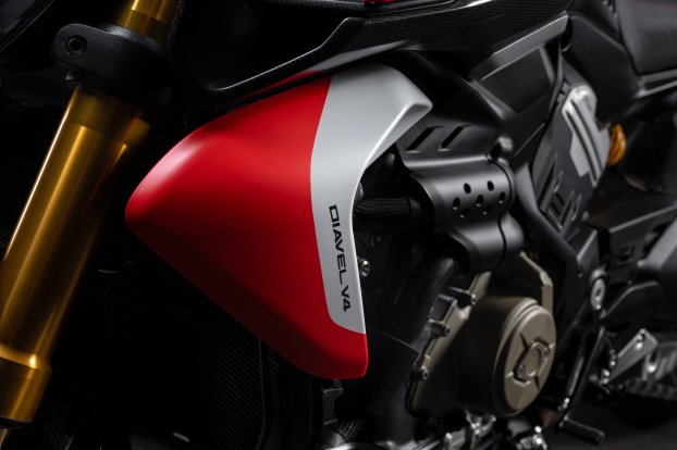 2026 Ducati Diavel V4 RS - 34 2026 Ducati Diavel V4 RS - 34